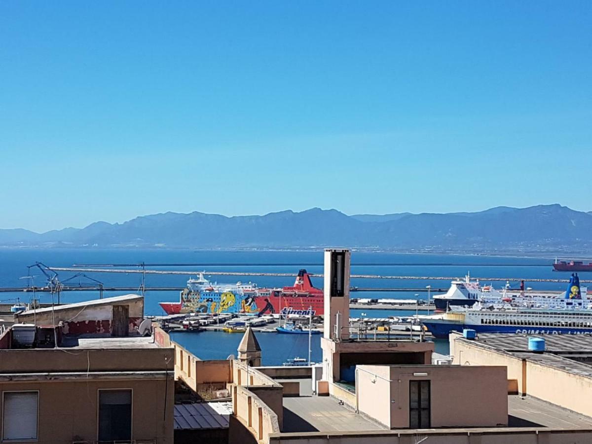 Frank House Appartement Cagliari Buitenkant foto